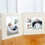 6切台紙2面 中ページ見開き 4コマ イメージ写真