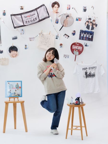 好きフォト1人推しグッズと共に