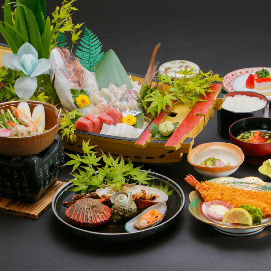 料理写真　海産物多数