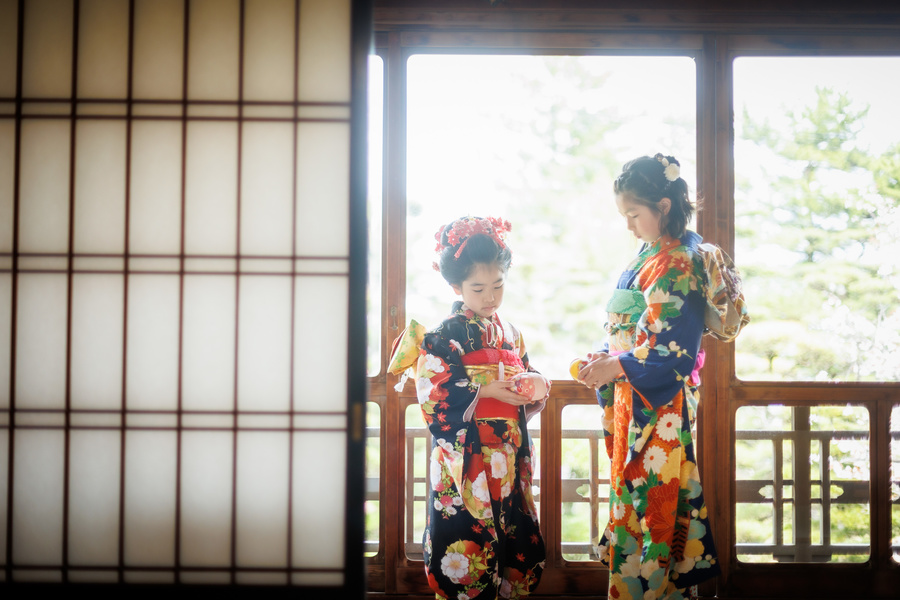七五三　姉妹　賓日館にて