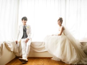 スタジオでの結婚写真