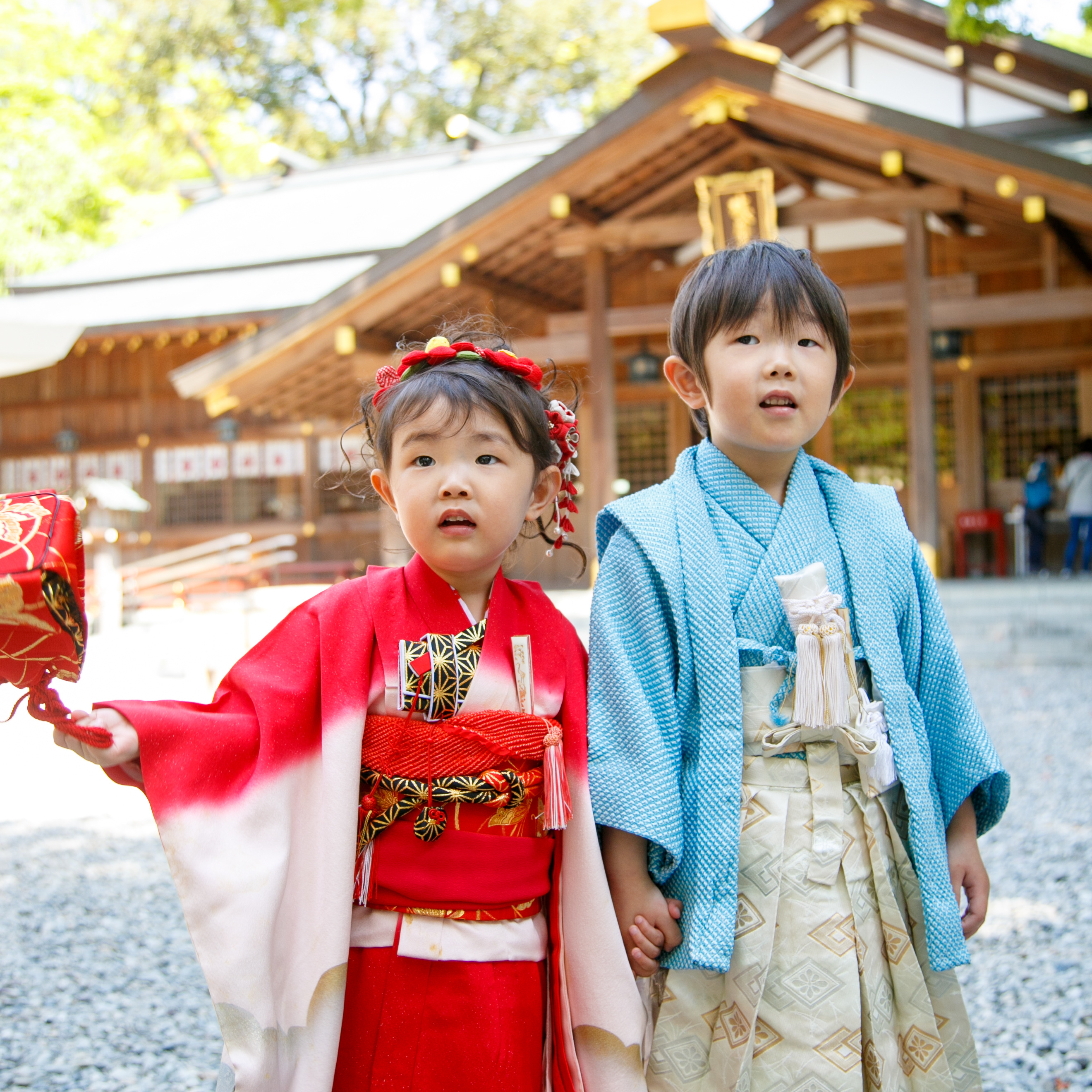 猿田彦神社にて　兄妹着物で七五三ロケーション撮影