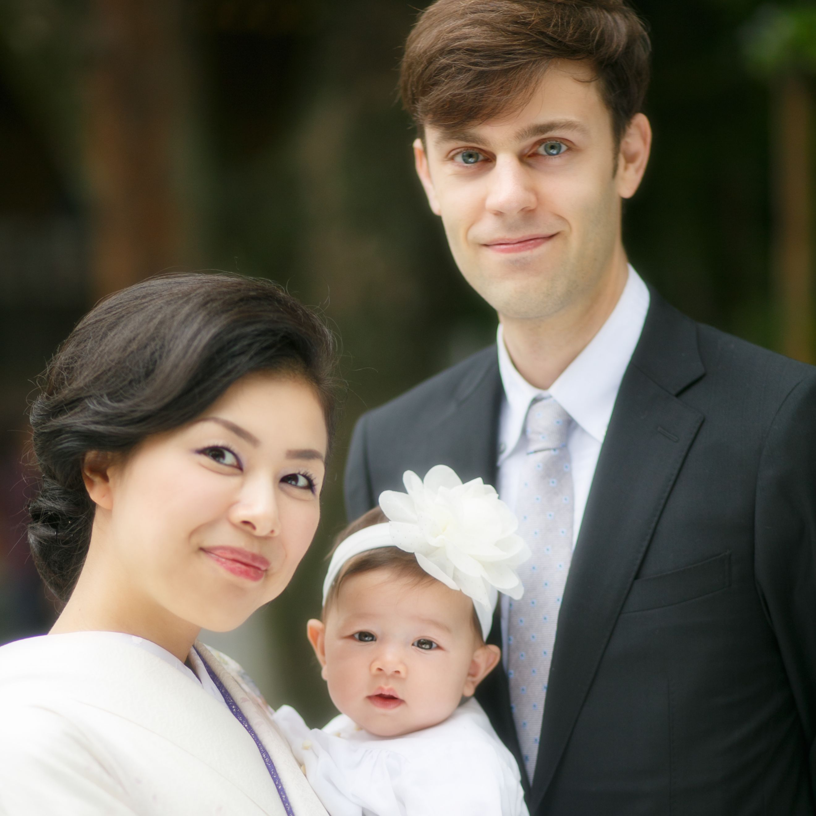 お宮参り記念　家族３人写真