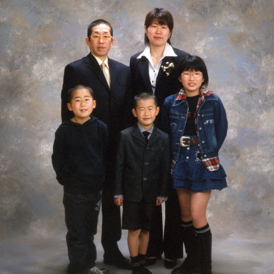 家族5人写し弟入学記念