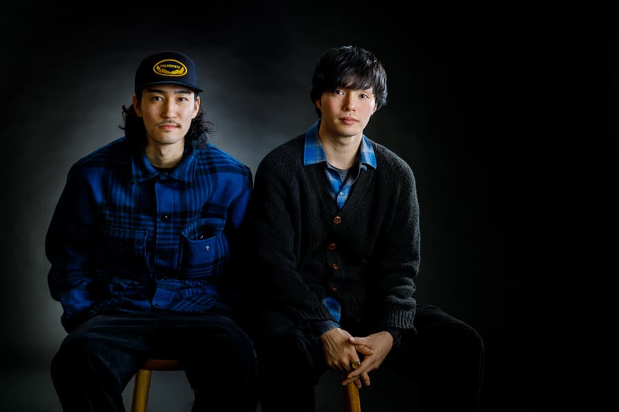 兄弟2人撮影黒バック