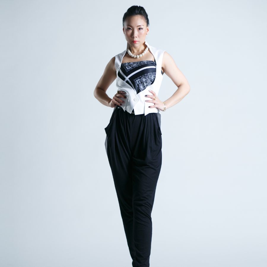 ダンサーのプロフィール写真 全身